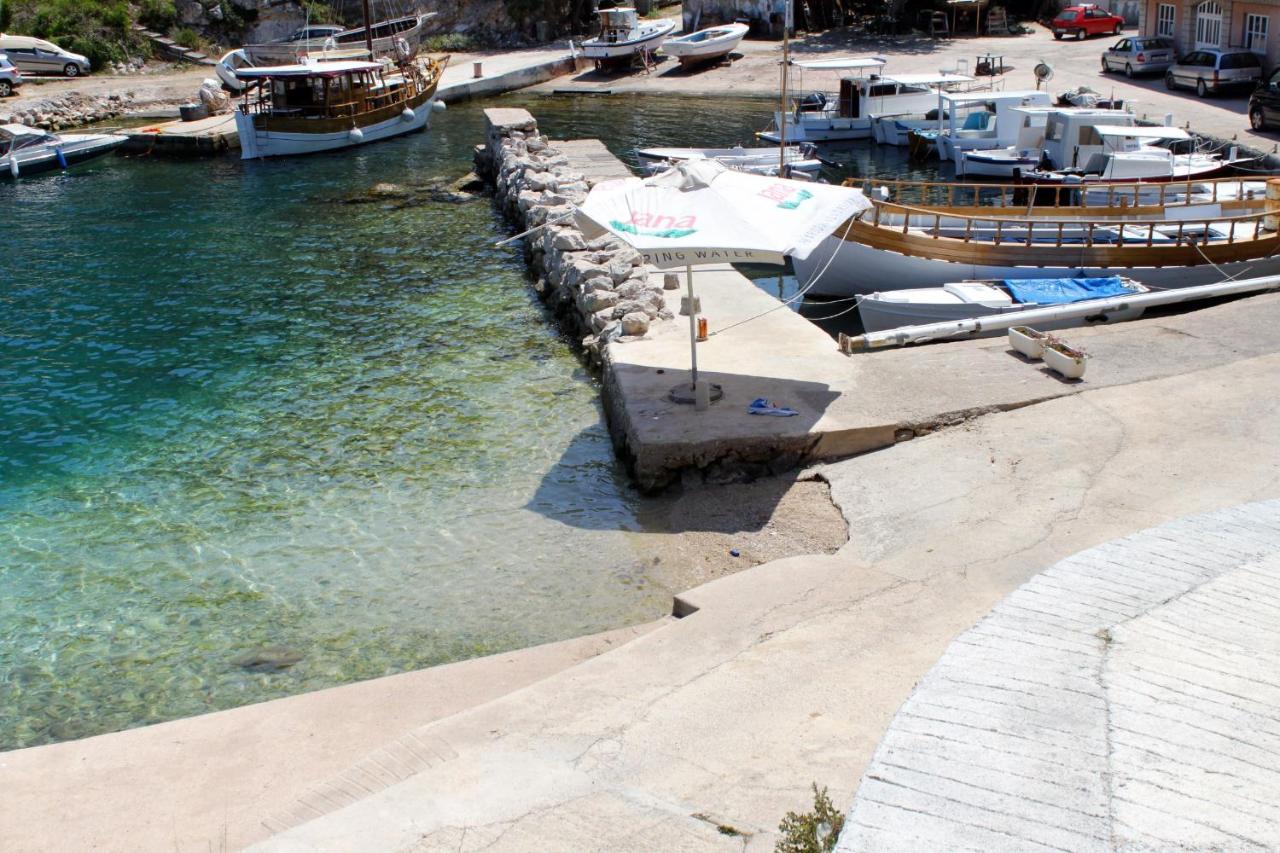Apartments With A Parking Space Sali, Dugi Otok - 8084 Exterior photo