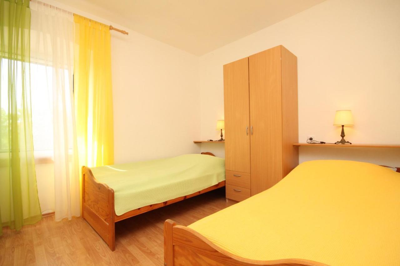 Apartments With A Parking Space Sali, Dugi Otok - 8084 Exterior photo